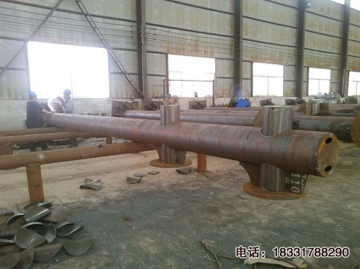 Φ273、Φ325懸臂式交通標志桿加工廠家